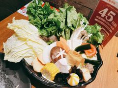 -呷哺呷哺 黄金牧场 (新中关购物中心店)