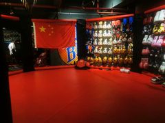 -KingBull私教健身&格斗订制(龙井商业中心店)