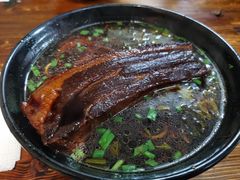 -小龙大肉面馆