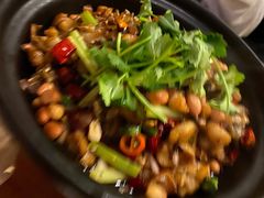 干锅牛蛙煲-馬蘭花開(车站大道店)