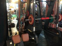 -GYMPLUS私教健身会馆(大悦城店)