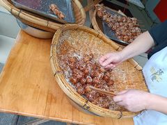 -邓记新一代糖油果子(四川煤管局供销公司职工宿舍店)