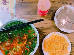 -陇上全荟兰州传统牛肉面(延吉路店)