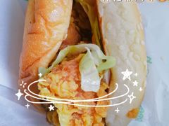 青花椒风味麦辣鸡腿汉堡-麦当劳(凯德广场店)