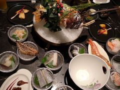 -半岛翡丽海鲜自助餐厅(观风亭店)