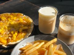 -锅炉咖啡·西餐·音乐酒厂