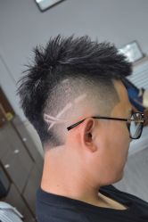 -贝勒爷专业男发