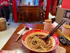 -秤砣砣·湖南粉面馆(青年路店)