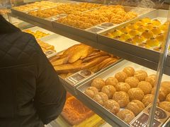 面包甜点陈列柜-珍糕兴(三林店)