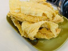 炸腐竹-胡须佬鸡煲四季火锅(龙珠大道店)