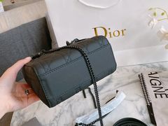 -Dior迪奥(上海世茂广场店)