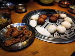 -老炉家木炭烤肉(长江国际店)