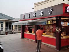 -平望服务区·停车场