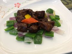 黑椒牛仔粒-骏莱海鲜鱼港(五角场店)