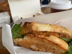-必胜客(尹山湖歌林公园店)