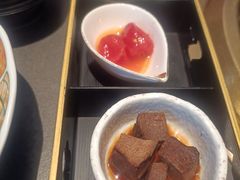 -铭牛烧肉·和牛海鲜自助(高新月牙湖店)