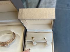 -聚云奢二手奢侈品黄金手表包包回收·中古店(三里屯总店)