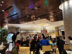 -浦东绿地铂骊酒店-POYA西餐厅(绿地东海岸国际广场店)