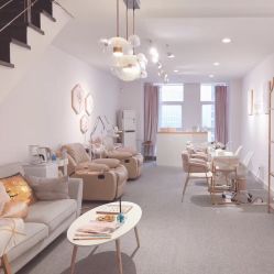 -Yolee雅妮容颜定制美睫·美甲