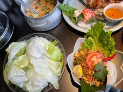 -大头虾越式风味餐厅(光明广场店)