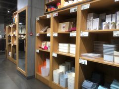 -鹿岛生活(熙地港店)