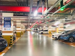 -百联中环购物广场-停车场