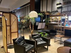 -半山书局(新世纪商城店)