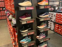 -NIKE上海青浦优选体验店