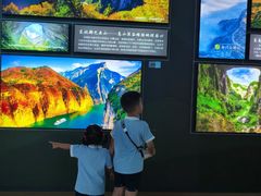 -宾果蒙特梭利托育儿童之家幼儿园(爱琴海店)