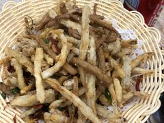 -江城燕子大排档(江汉路步行街店)