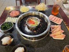 -邓莽子老火锅(中兴路总店)