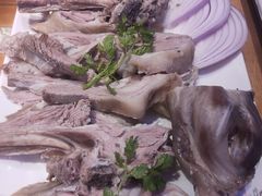 手抓肉，-青之口新疆菜·特色羊排揪片子