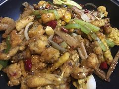 干锅牛蛙-靓蛙馆