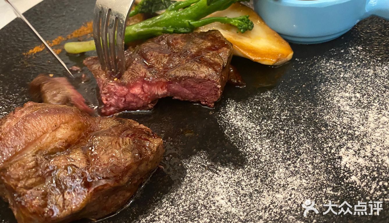 没有预约的我们问了这家排队最快的 味道算不错了