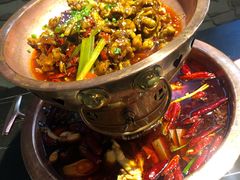 -巴四老城区炭火蛙锅(张江店)