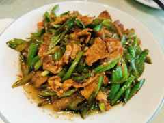 辣椒炒肉-小芙蓉湘菜馆(易生活购物公园店)