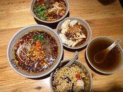 -默记孙抄手(园艺山店)