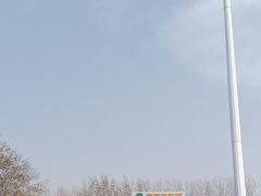 -窦店服务区-停车场