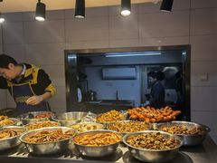 自助取餐区-蓝精灵饺子店