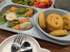 -布鲁豪斯亲子欢乐家庭餐厅