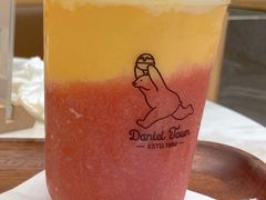 霓虹-丹礼糖甜品