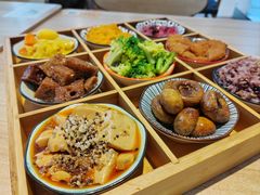 -轻蔬不用等·素食(江苏路店)
