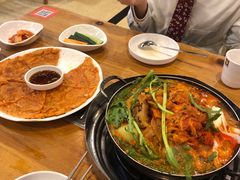 -喇喇排骨火锅·传统韩式脊骨汤(望京西园总店)