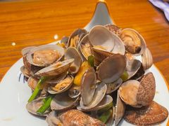 -泉畔人家·老济南经典鲁菜(大明湖店)