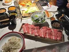 -九鼎轩脆毛肚火锅(南京东路店)