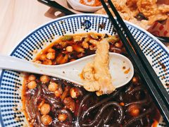 大勺肉酱酸辣粉-遇见小面(东方宝泰店)