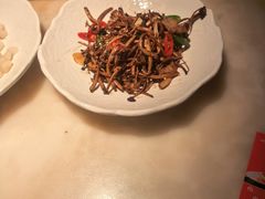 -吴越荣记苏州菜·松鼠桂鱼(月光码头店)