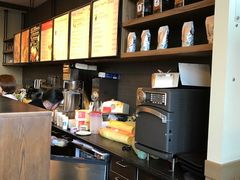 -星巴克臻选(盐城金鹰聚龙湖店)