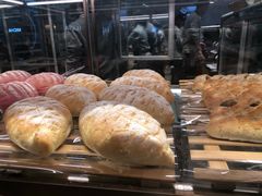 -奈雪的茶(亨特国际广场店)