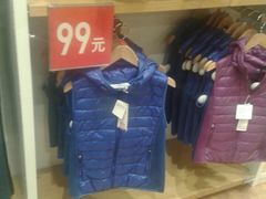 -优衣库(青岛万象城店)